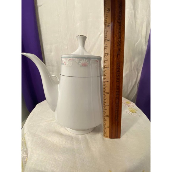 3 Piece Tea Set by Crown Ming Fine China, Tienshan Coquille pattern. Jian Shiang - Picture 8 of 14